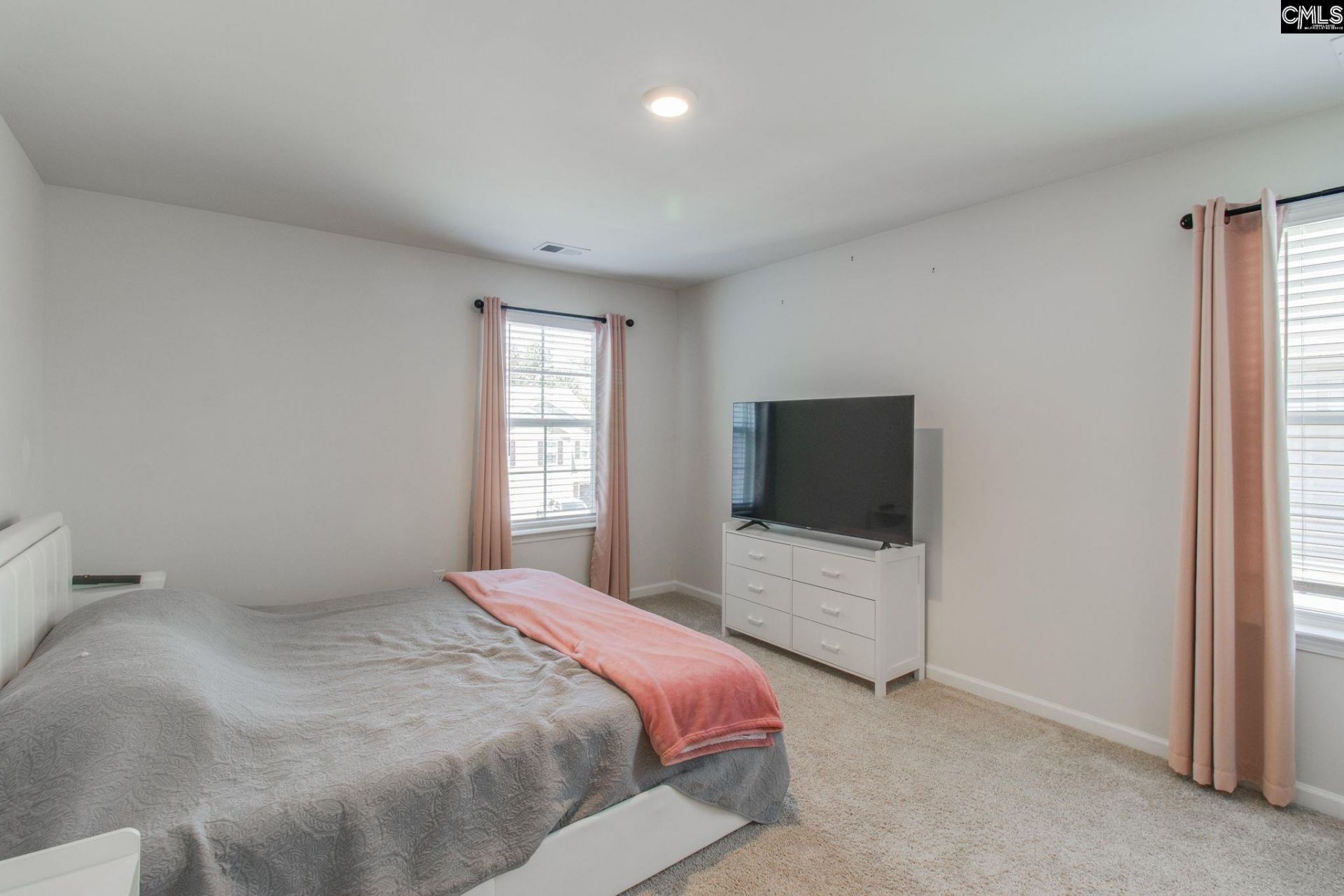 192 Dunham Road  Photo 16