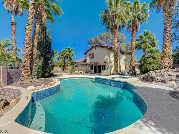 5872 Buhl Court , Las Vegas, NV 89103
