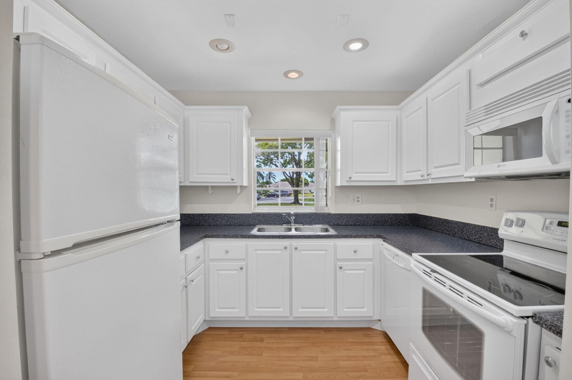 5114 Lakefront Boulevard, Delray Beach, FL 33484 Photo