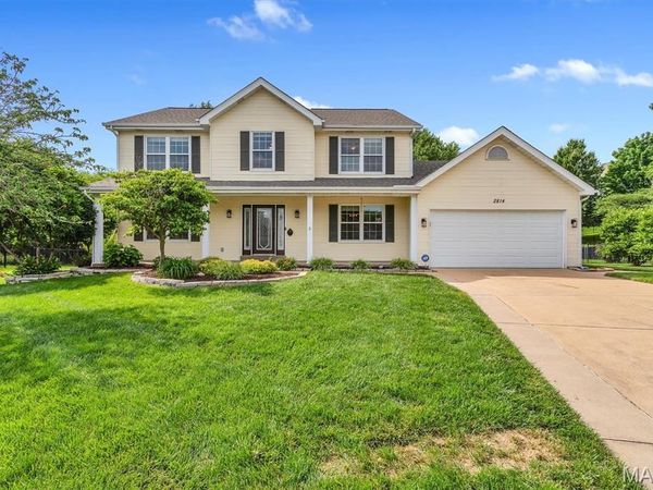 2814 Spruce Ridge Court, St Charles, MO 63303