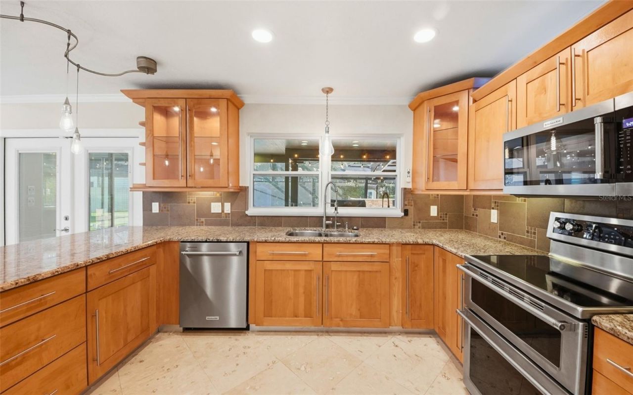 601 Majorca Avenue , Altamonte Springs, FL 32714 Photo