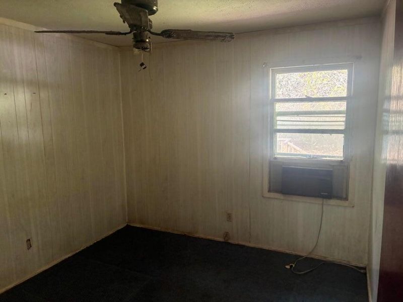 112 Garnet Street Photo 6