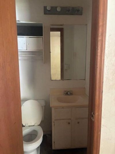 112 Garnet Street Photo 7