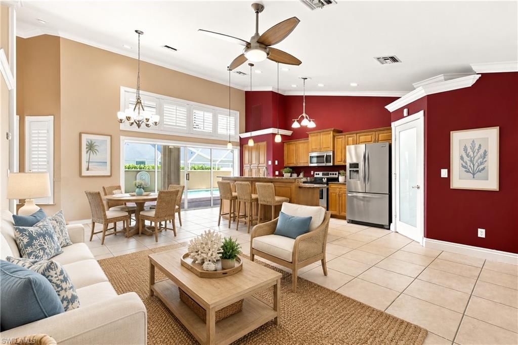 2312 Kings Lake Blvd, Naples, FL 34112 Photo