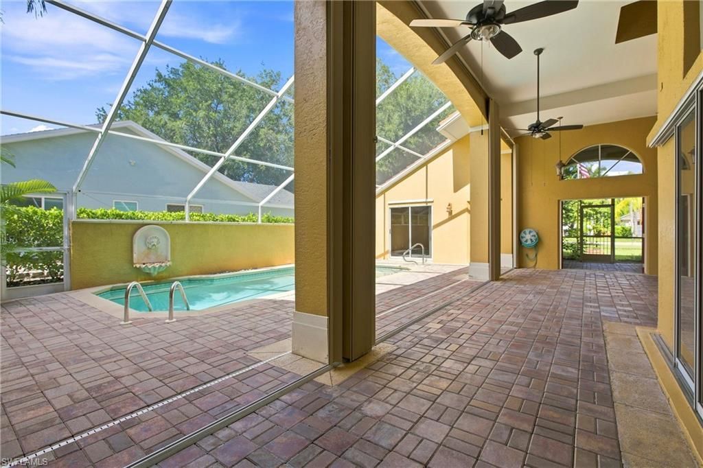 2312 Kings Lake Blvd, Naples, FL 34112 Photo