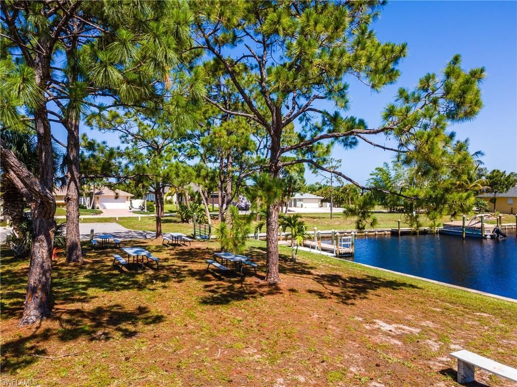 5725 Genesee Pkwy , Unit 10, Bokeelia, FL 33922 Photo