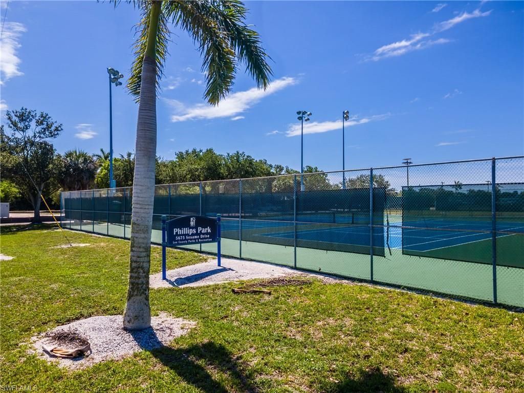 5725 Genesee Pkwy , Unit 10, Bokeelia, FL 33922 Photo