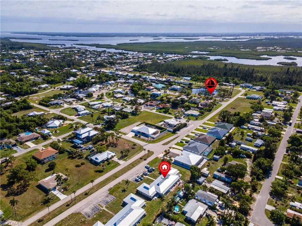 5725 Genesee Pkwy , Unit 10, Bokeelia, FL 33922 Photo