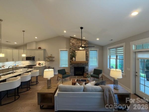 158 Waightstill Drive, Arden, NC 28704