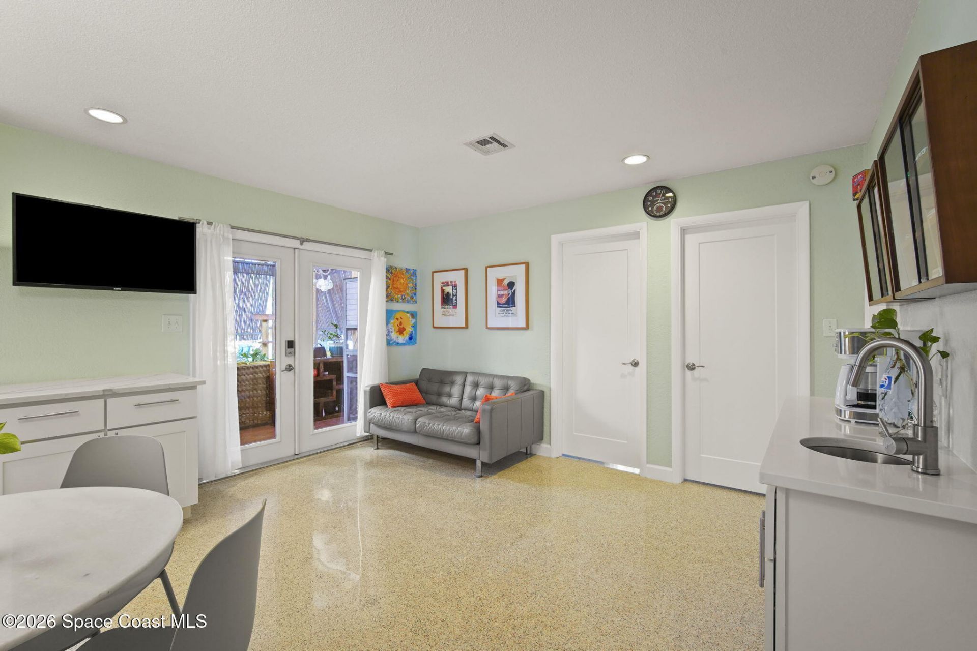 514 Cocoa Isles Boulevard, Cocoa Beach, FL 32931 Photo