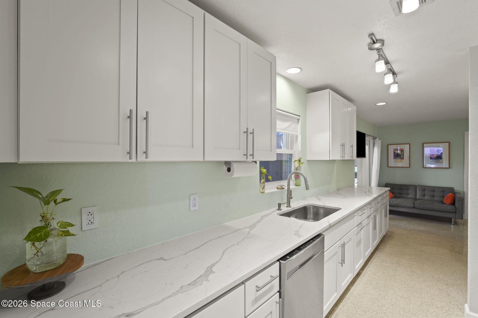 514 Cocoa Isles Boulevard, Cocoa Beach, FL 32931 Photo
