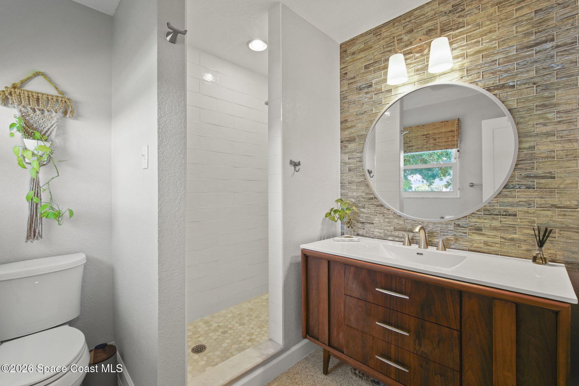 514 Cocoa Isles Boulevard, Cocoa Beach, FL 32931 Photo