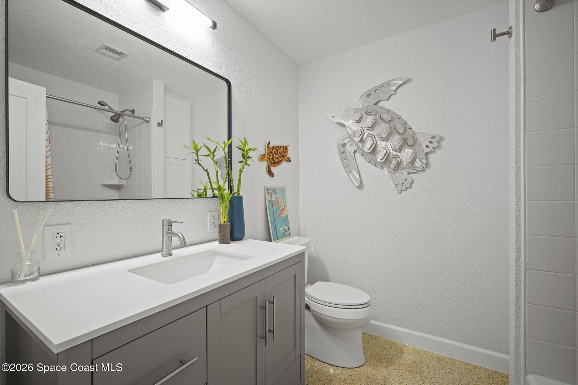 514 Cocoa Isles Boulevard, Cocoa Beach, FL 32931 Photo