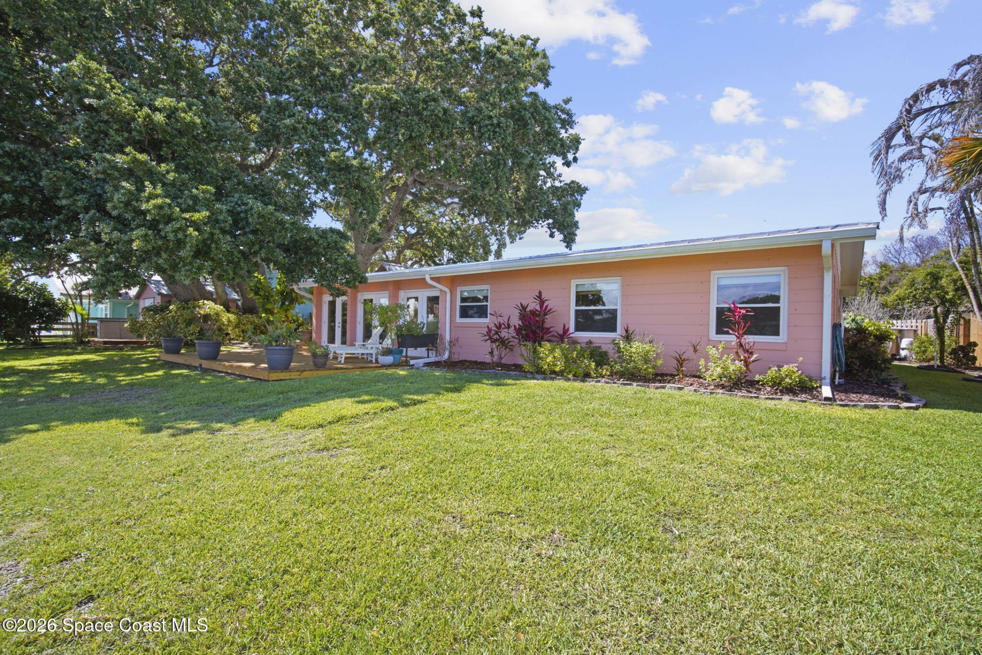 514 Cocoa Isles Boulevard, Cocoa Beach, FL 32931 Photo