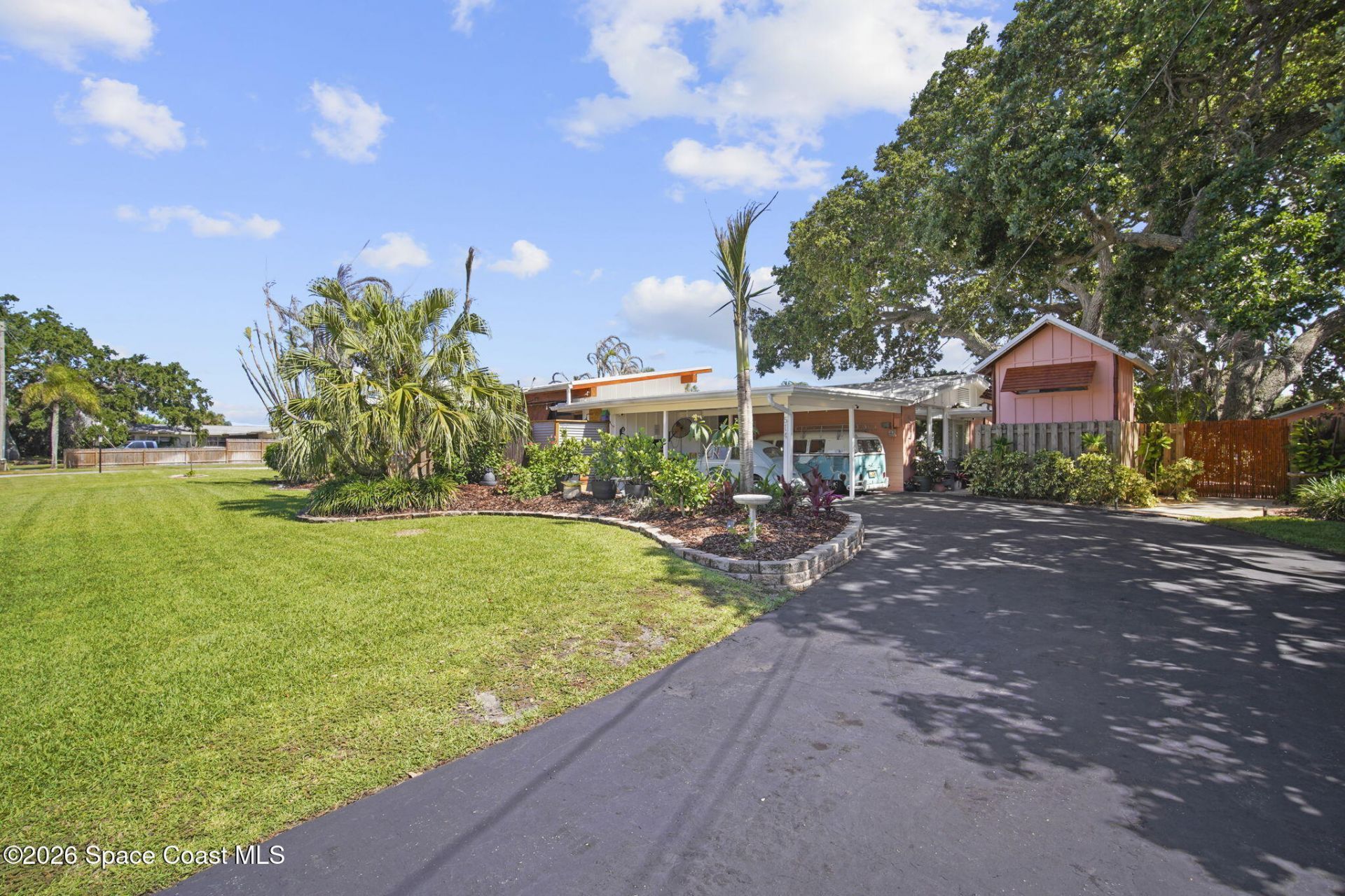 514 Cocoa Isles Boulevard, Cocoa Beach, FL 32931 Photo