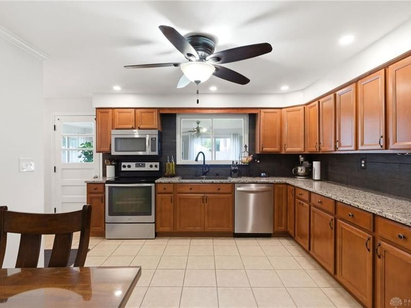1228 Rose Bower Avenue, Kettering, OH 45429 Photo 9