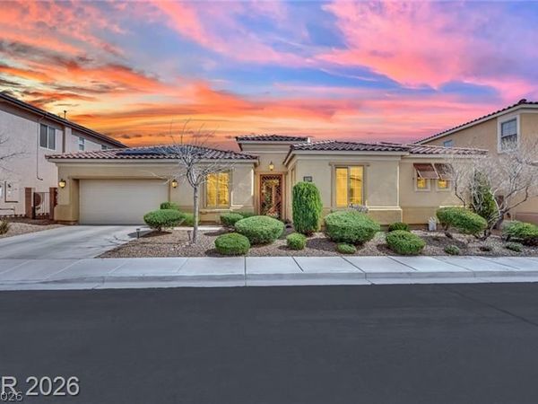 6864 Desert Island Street , Las Vegas, NV 89149