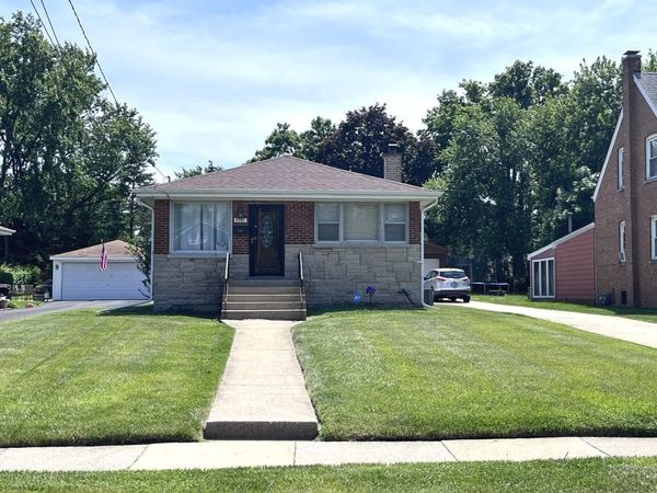 5707 Bohlander Avenue , Berkeley, IL 60163