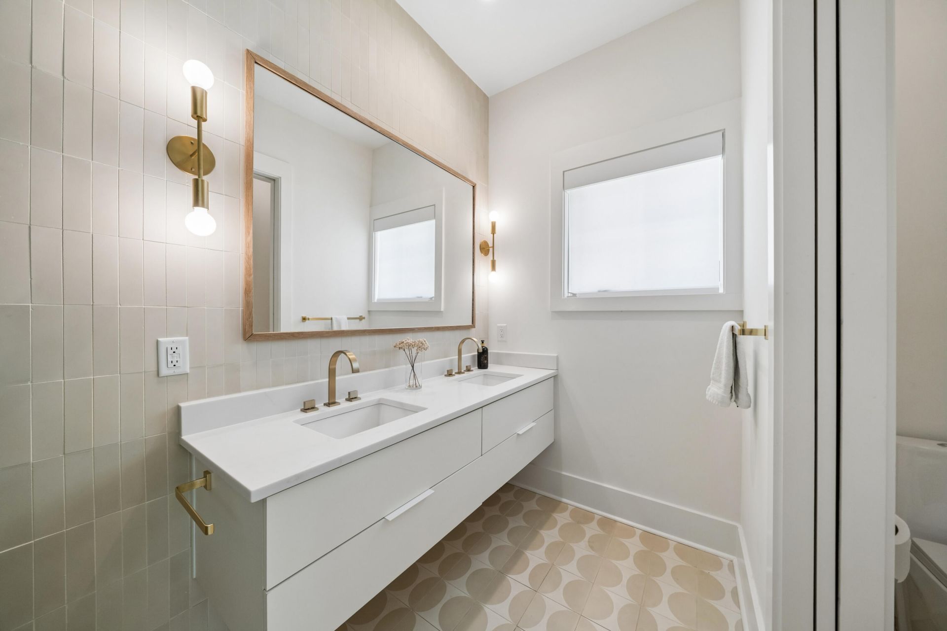 336 Coinbow Drive Photo 47
