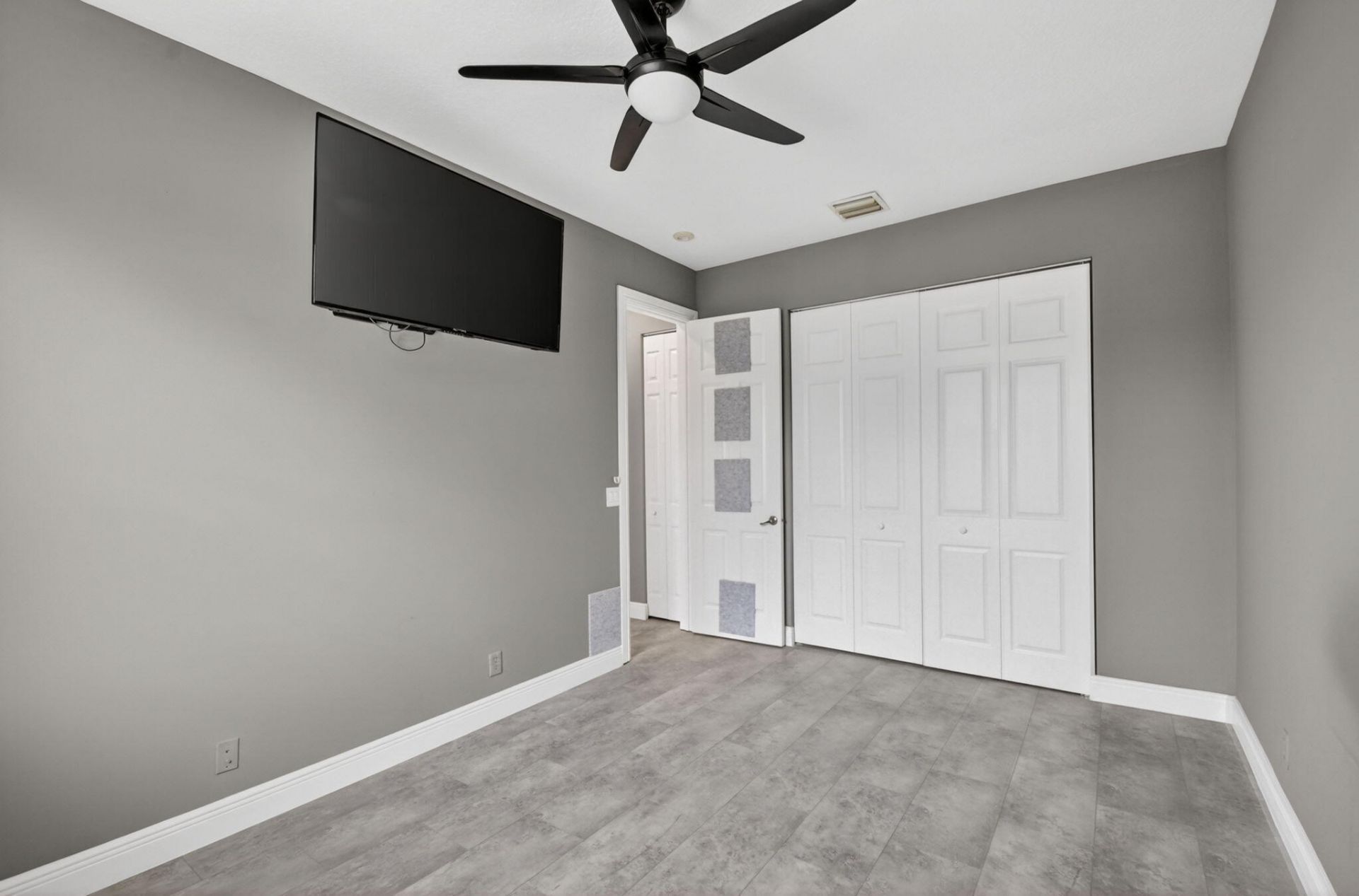 6899 Houlton Circle, Lake Worth, FL 33467 Photo