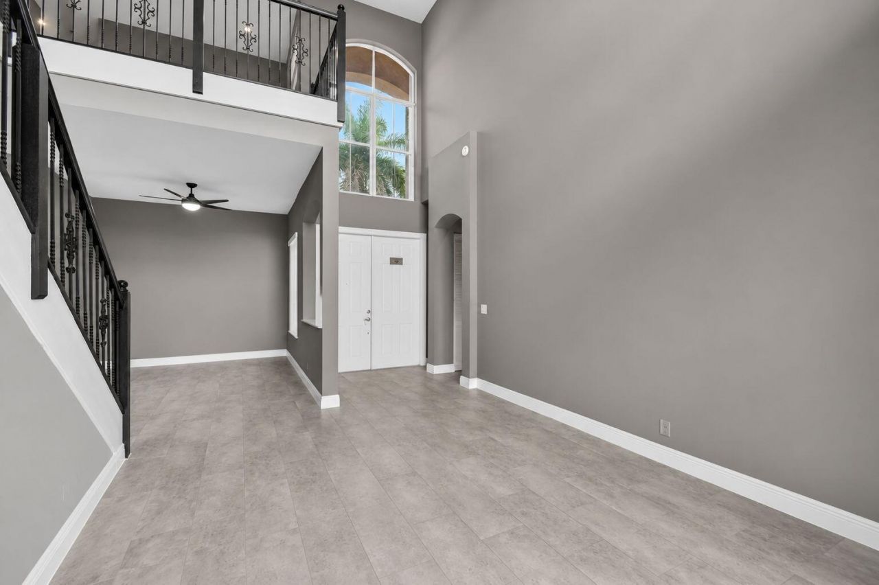6899 Houlton Circle, Lake Worth, FL 33467 Photo