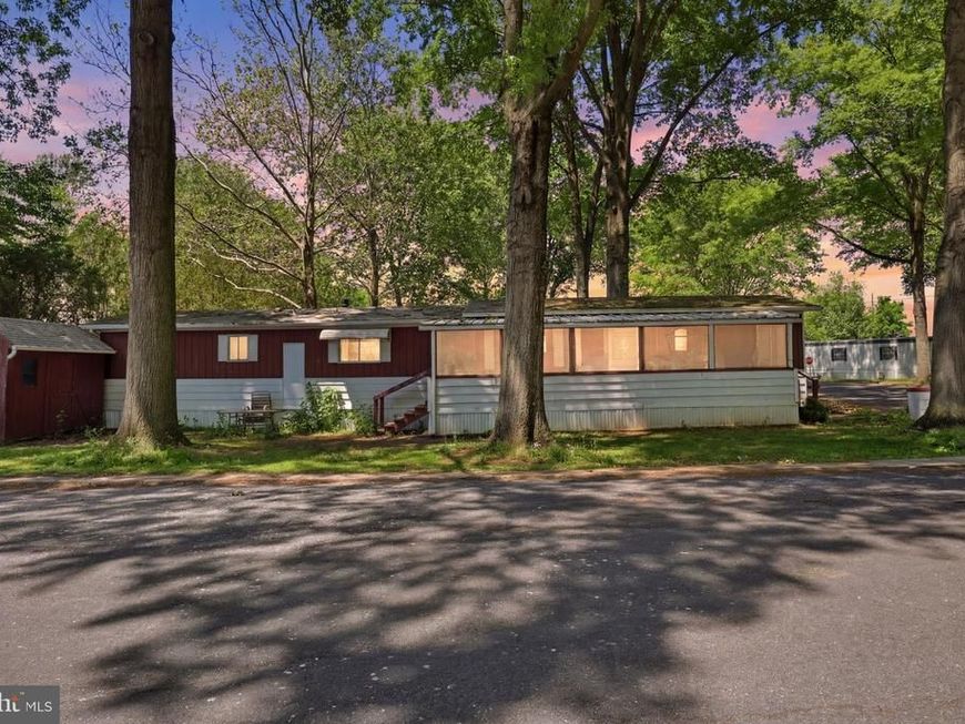 82 Malibu Boulevard, Carlisle, PA 17015 Main Photo