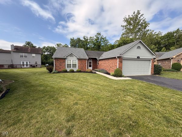 5728 Cross Bridge Court, Plainfield, IN 46168