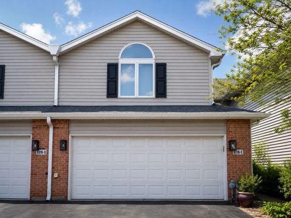 8316 HIGHPOINT Circle , Unit E, Darien, IL 60561