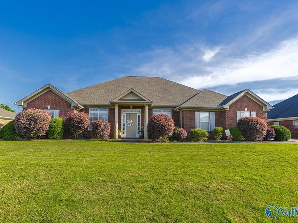 119 Misty Morn Lane, Huntsville, AL 35811
