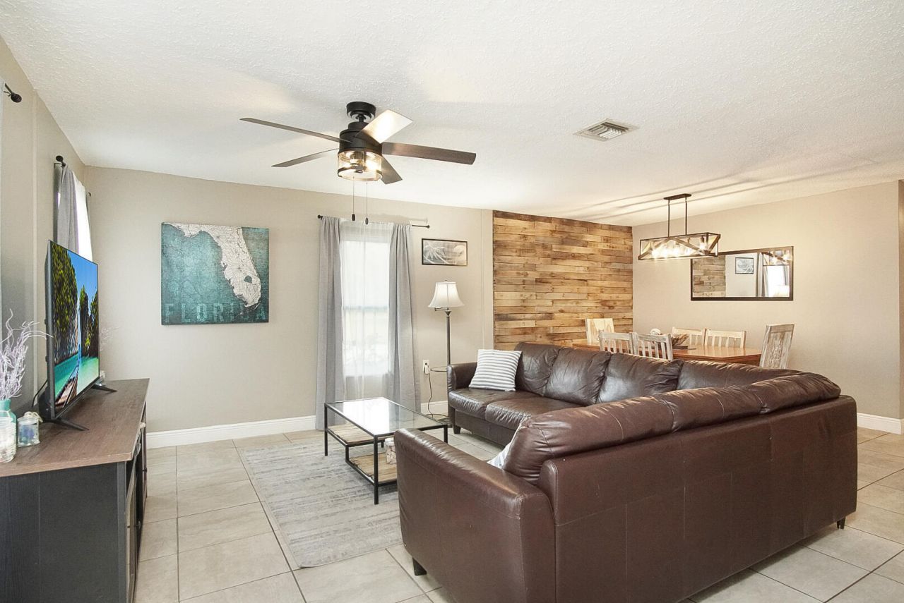 1002 Avenue E, Fort Pierce, FL 34950 Photo