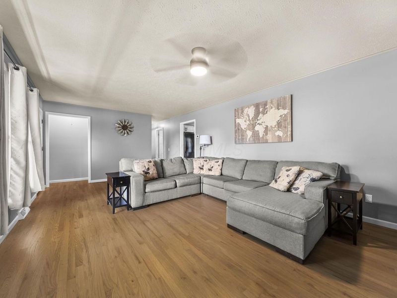 328 Darlene Street, Centerburg, OH 43011 Photo 6