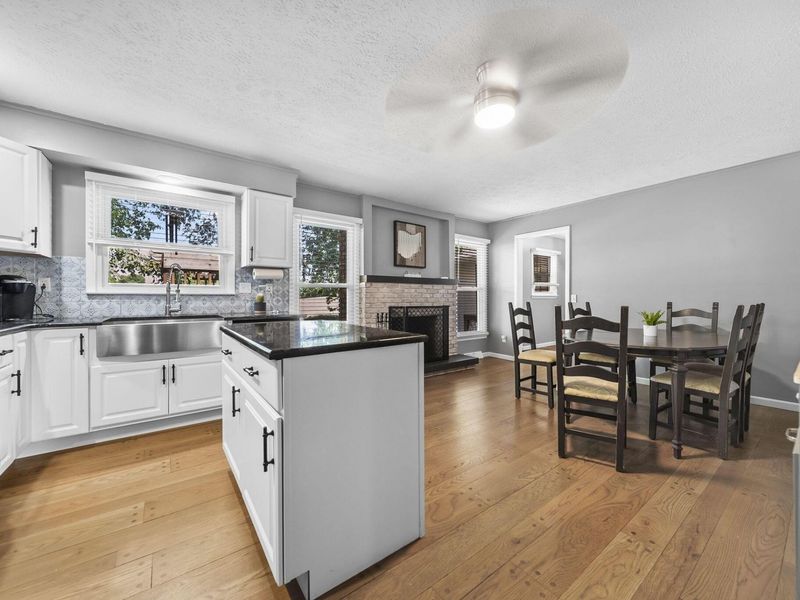 328 Darlene Street, Centerburg, OH 43011 Photo 7