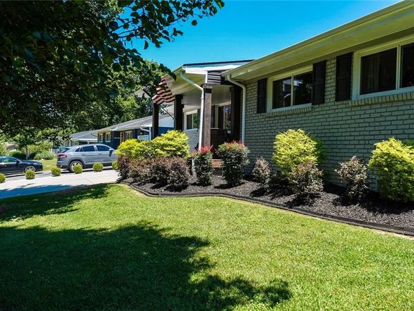 236 E Huntington Road , Rossville, GA 30741