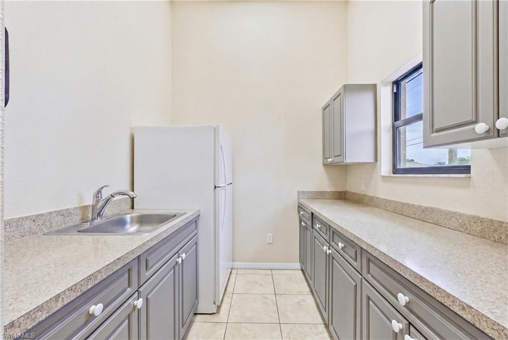 1010 NE 9th St , Unit A, Cape Coral, FL 33909 Photo