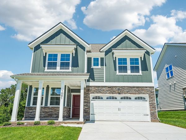 1083 Large Poppy Dr , La Vergne, TN 37086