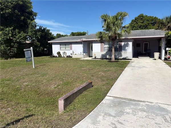 17 Illinois RD , LEHIGH ACRES, FL 33936