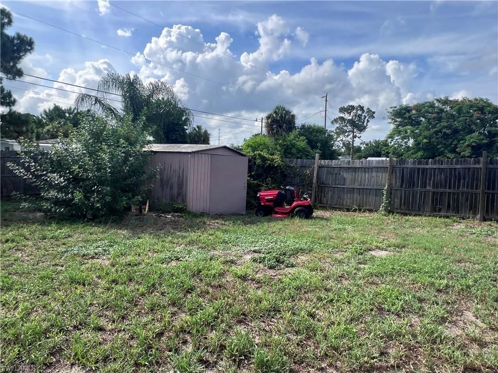 17 Illinois Rd, Lehigh Acres, FL 33936 Photo