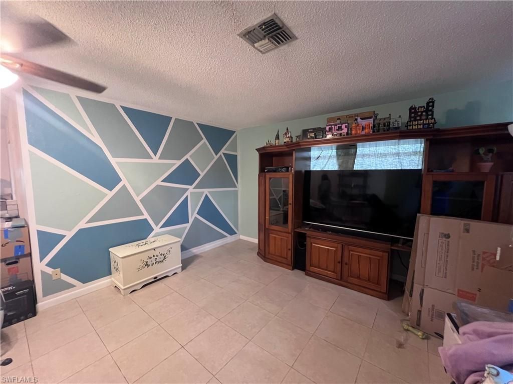 17 Illinois Rd , Lehigh Acres, FL 33936 Photo