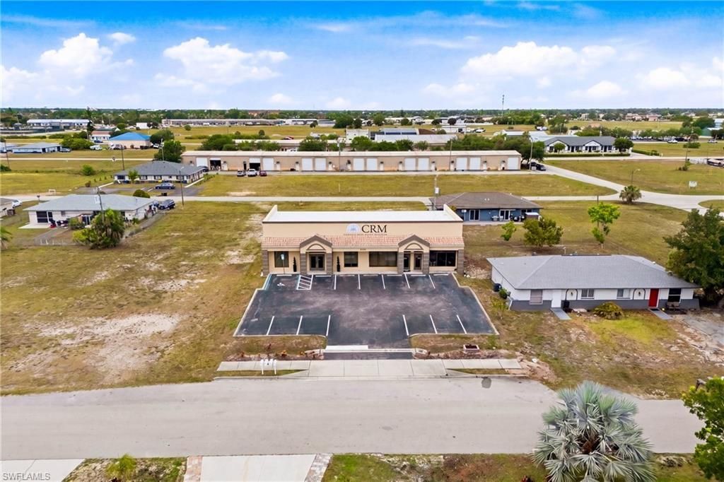 1009 NE 8th Ter , Cape Coral, FL 33909 Photo