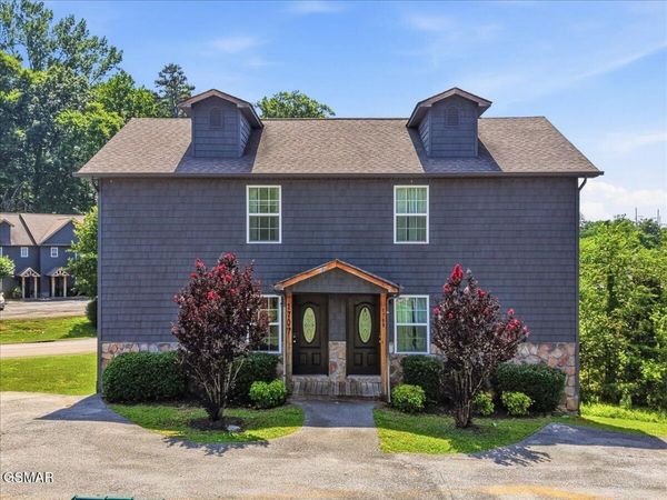 1707 Willow Trace Court, Sevierville, TN 37862