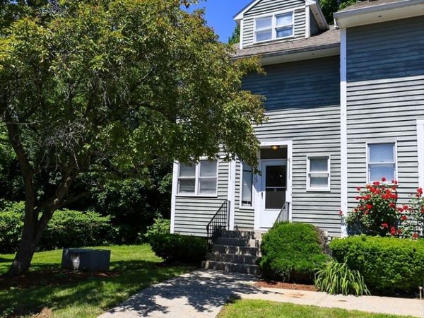 34 Farmland Rd, Unit A, Lowell, MA 01850