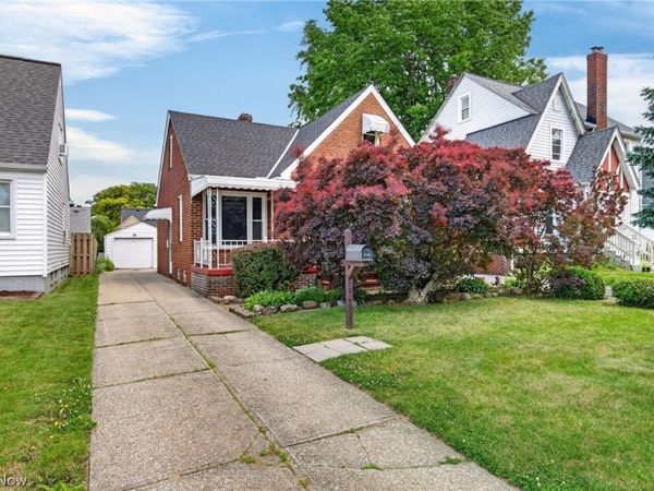 5814 Charles Avenue , Parma, OH 44129