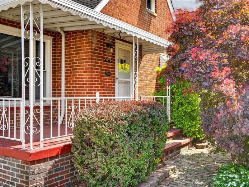 5814 Charles Avenue, Parma, OH 44129 Photo 2