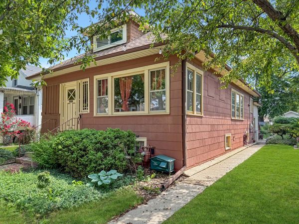 1114 BELOIT Avenue , Forest Park, IL 60130