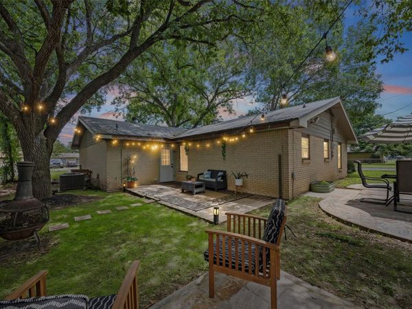 609 Laurel ST, Bastrop, TX 78602