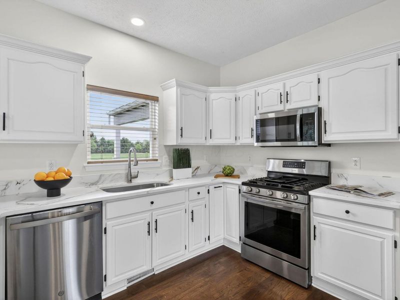 421 Warrenpoint Lane, Pataskala, OH 43062 Photo 17