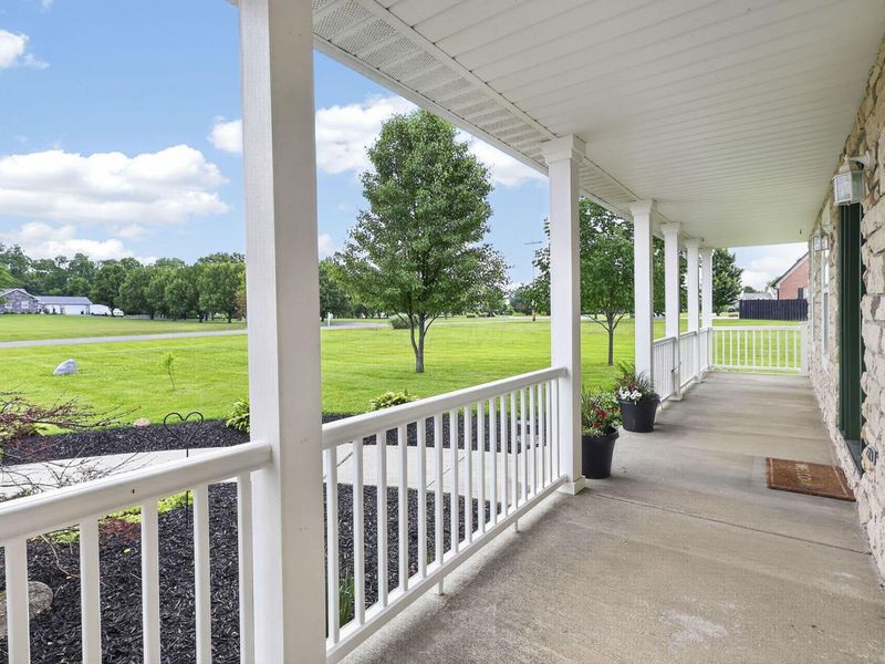 421 Warrenpoint Lane, Pataskala, OH 43062 Photo 5