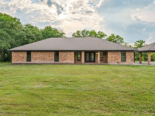 216 N Stovall Drive , Robinson, TX 76706
