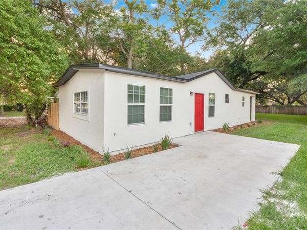1701 E BAY STREET , WINTER GARDEN, FL 34787