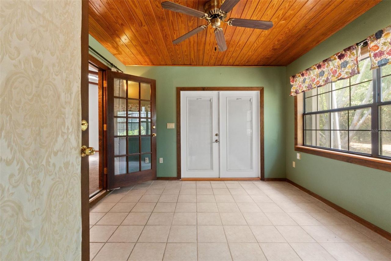 7447 Dundee Way, Weeki Wachee, FL 34613 Photo